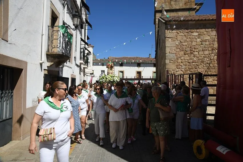 Momentos de la procesión de San Buenaventura en Moraleja/ Fotos: Adrián M.Pastor