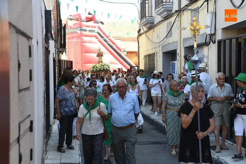 Momentos de la procesión de San Buenaventura en Moraleja/ Fotos: Adrián M.Pastor