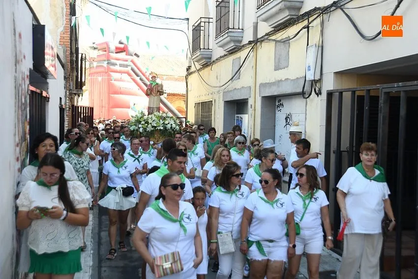 Momentos de la procesión de San Buenaventura en Moraleja/ Fotos: Adrián M.Pastor