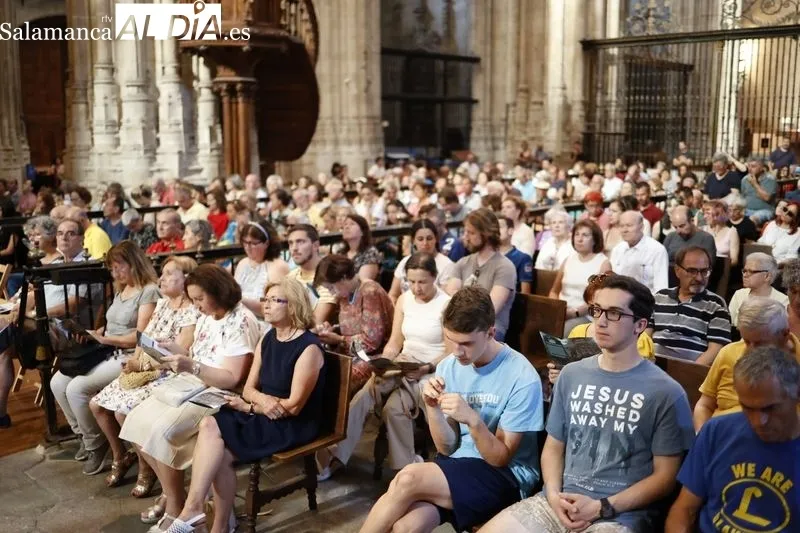 La Catedral se rinde ante el organista Daniel Oyarzábal | FOTOS: David Sañudo 
