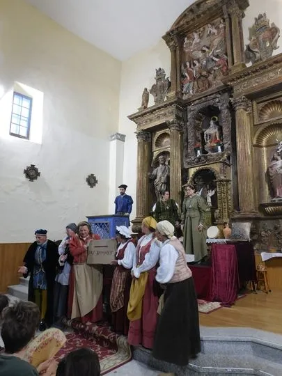 Bóveda del Río Almar disfruta de la obra 'Buscando a Nebrija'