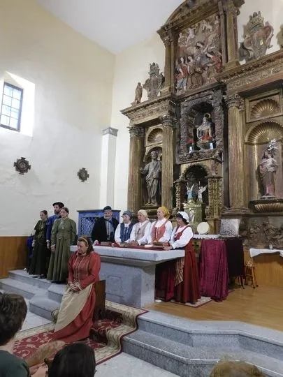 Bóveda del Río Almar disfruta de la obra 'Buscando a Nebrija'
