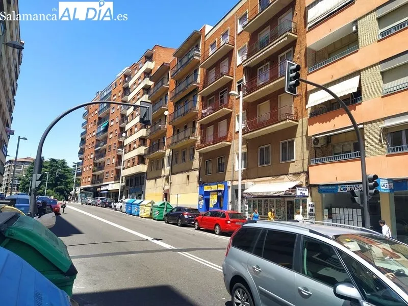 Semáforo instalado en la avenida de Portugal 144, que aún no está activo. Foto de David Sañudo