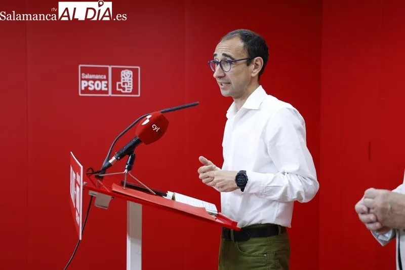 David Serrada y Aquiles Magide, candidatos del PSOE de Salamanca al Congreso y al Senado, respectivamente. Foto de David Sañudo