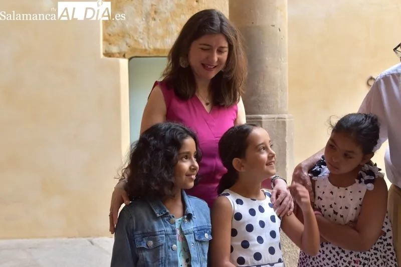 Foto 14 - El alcalde traslada el cari&ntilde;o de los salmantinos a los 12 ni&ntilde;os saharauis que pasan el verano en la ciudad