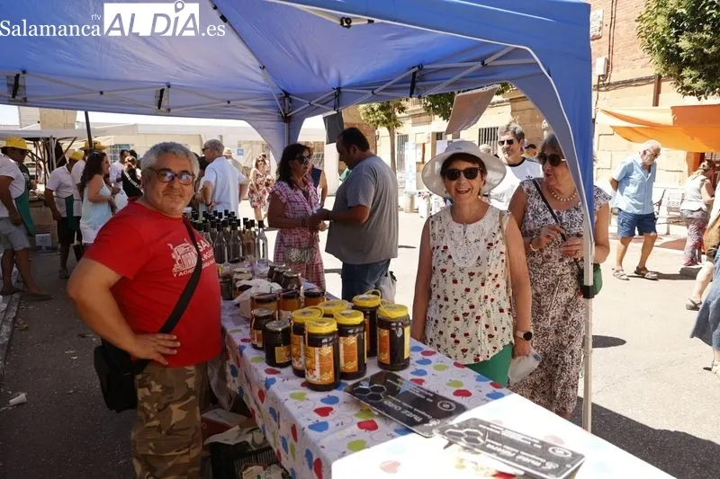 Foto 10 - &Eacute;xito de la I Feria Popular de Productos de la Armu&ntilde;a en La Vell&eacute;s