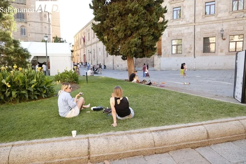 Foto 18 - Buen ambiente en el centro de Salamanca en un fin de semana marcado por el calor