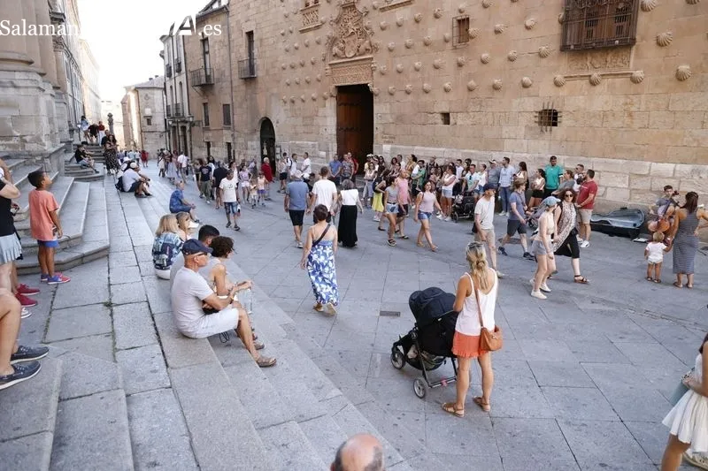 Foto 12 - Buen ambiente en el centro de Salamanca en un fin de semana marcado por el calor