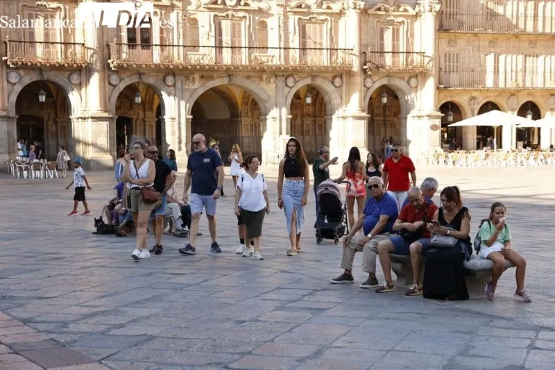 Foto 7 - Buen ambiente en el centro de Salamanca en un fin de semana marcado por el calor