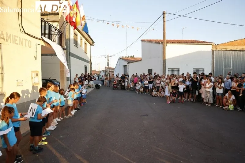 Foto 15 - Villagonzalo de Tormes disfruta del inicio de sus fiestas con el preg&oacute;n y el chupinazo
