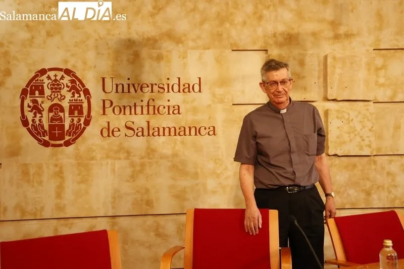 Rueda de prensa presentación nuevo rector Universidad Pontificia de Salamanca | FOTOS: David Sañudo 