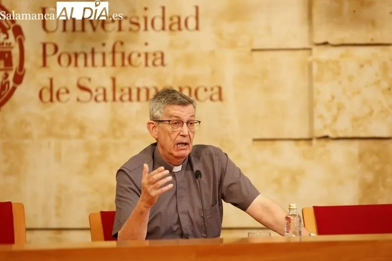 Rueda de prensa presentación nuevo rector Universidad Pontificia de Salamanca | FOTOS: David Sañudo 
