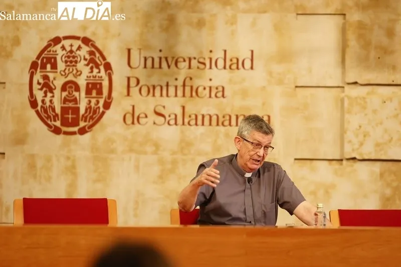 Rueda de prensa presentación nuevo rector Universidad Pontificia de Salamanca | FOTOS: David Sañudo 
