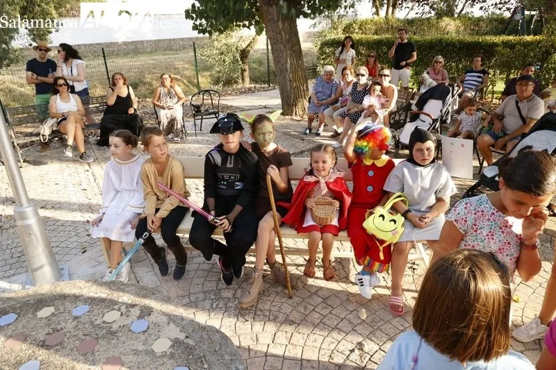 Foto 3 - Colorido y espectacular concurso de disfraces infantil en La Vell&eacute;s