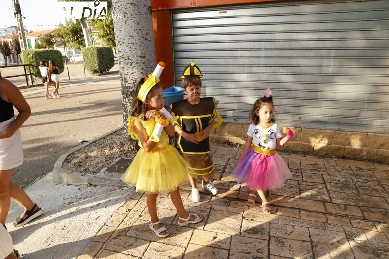 Foto 5 - Colorido y espectacular concurso de disfraces infantil en La Vell&eacute;s