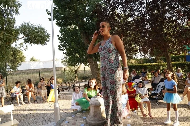 Foto 7 - Colorido y espectacular concurso de disfraces infantil en La Vell&eacute;s