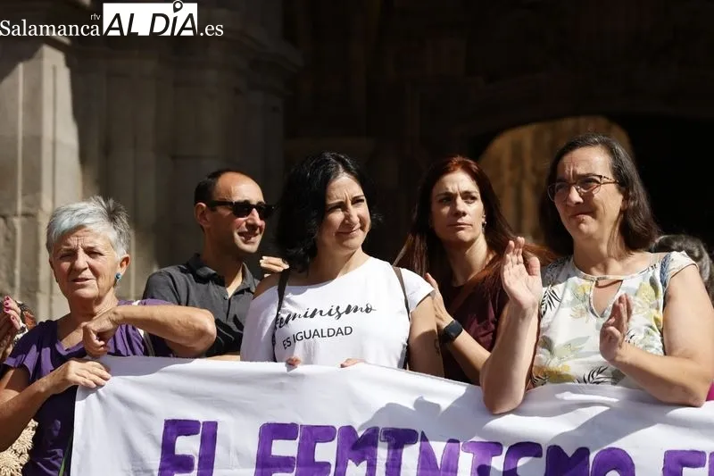 Foto 12 - El Movimiento Feminista de Salamanca se manifiesta a favor de Jenni Hermoso 