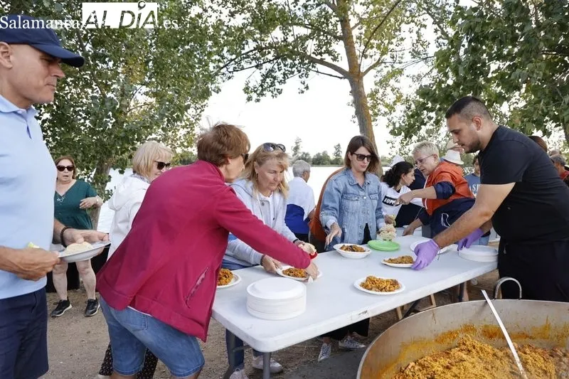 Foto 9 - Una espectacular paella popular para terminar las fiestas en Villagonzalo de Tormes