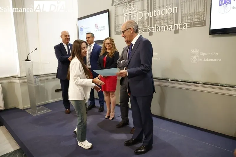 Clausura y entrega de los diplomas de las acciones de Formación y Empleo que tiene en marcha la Diputación. Fotos: David Sañudo