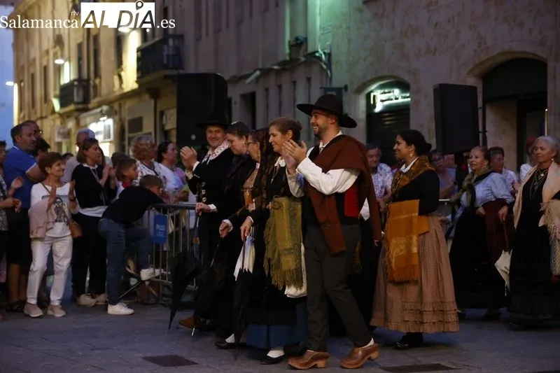 Foto 8 - Comienza el II Festival Internacional de Folclore que se celebra en Salamanca