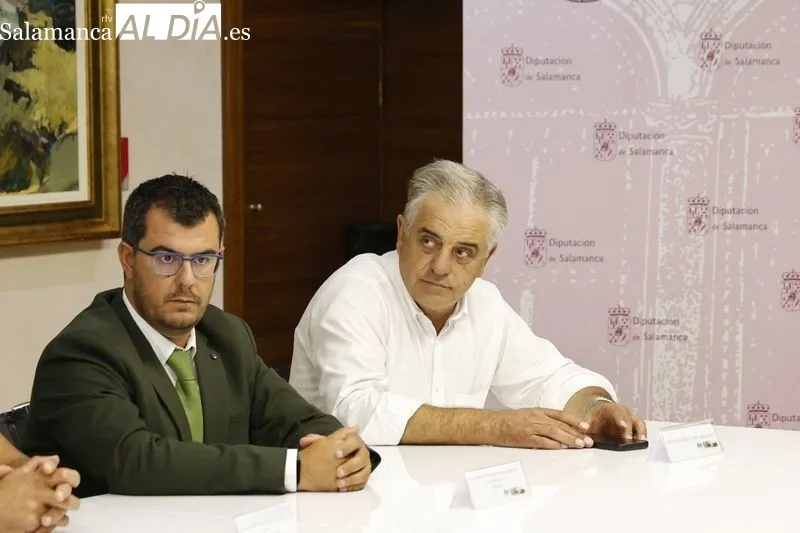 Foto 7 - Javier Iglesias se re&uacute;ne con los presidentes de asociaciones ganaderas de vacuno y FEAGAS