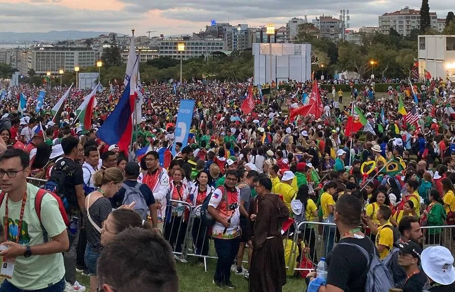 Foto 6 - Los j&oacute;venes de la Di&oacute;cesis ya est&aacute;n en Lisboa mientras 200 mexicanos celebran una misa en Cerralbo