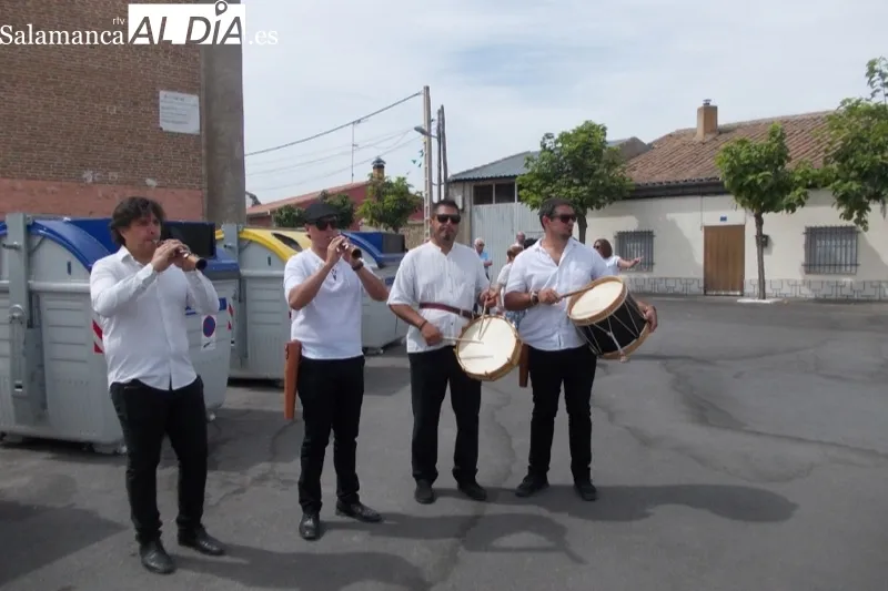 El Campo de Peñaranda celebraba este 15 de agosto su tradicional ofrenda floral