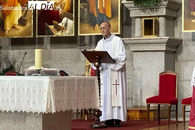 La iglesia parroquial acogía la presentación de la patrona de Peñaranda, Santa María Reina