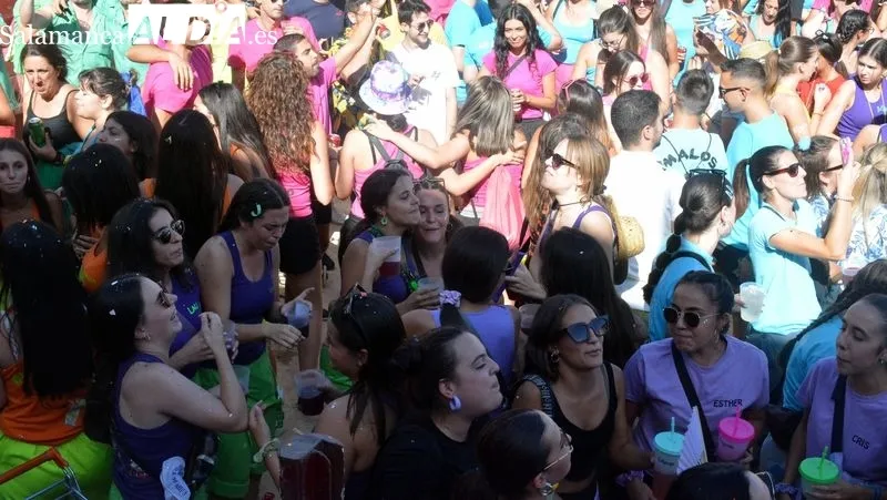 Foto 2 - Las Pe&ntilde;as irrumpen con fuerza en las fiestas de 'Los Toros' de Lumbrales