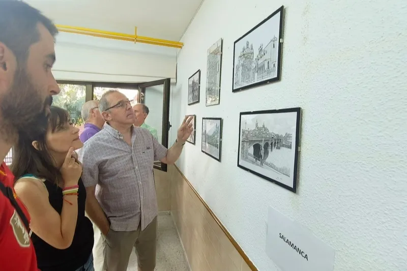 Adrián González muestra sus obras en Aldeaseca en la exposición ‘Arte en Tinta’