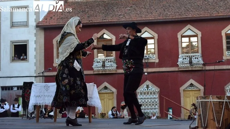 Foto 2 - Lumbrales celebra un sentido festival de folclore charro