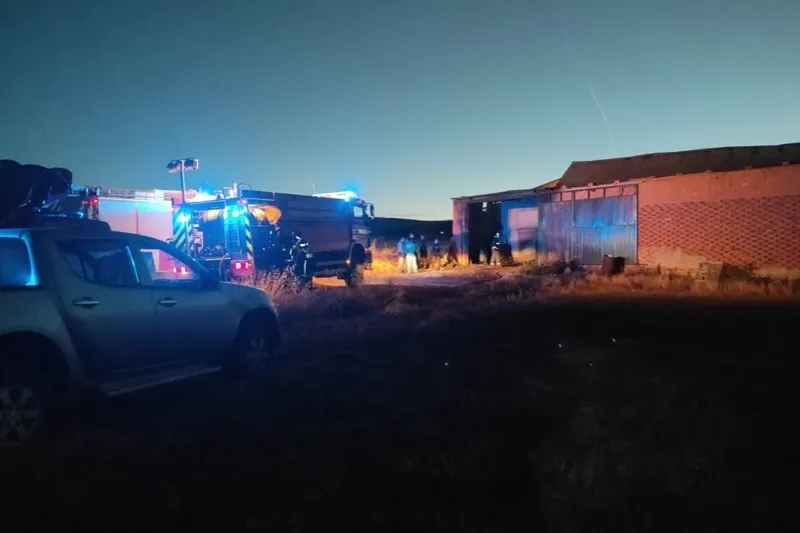Un fuerte incendio se declaraba esta madrugada en Mancera de Abajo