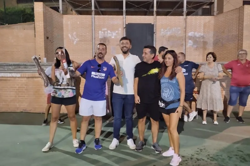 El parque La Huerta acogía el torneo interpeñas de calva y rana
