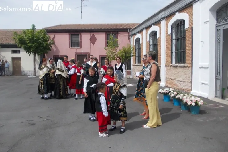 El Campo de Peñaranda celebraba este 15 de agosto su tradicional ofrenda floral