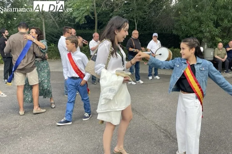Foto 6 - Los mayores, protagonistas en la tarde de este domingo festivo