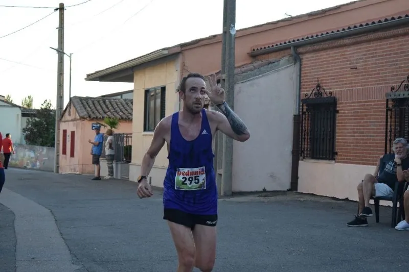 Foto 3 - H&eacute;ctor Rodr&iacute;guez y Esther Cruz se llevan la XIV Carrera Popular de Villar de Gallimazo
