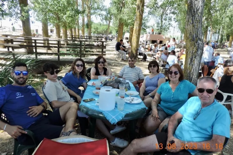 Aldearrubia celebraba una gran paellada este domingo
