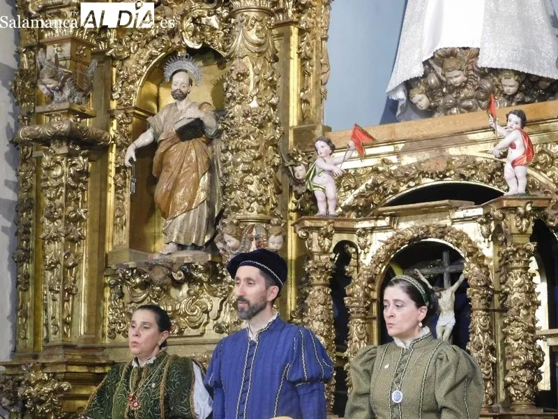 La iglesia parroquial de Santa Elena acogió en Calzada de Valdunciel el montaje de Denis Rafter 