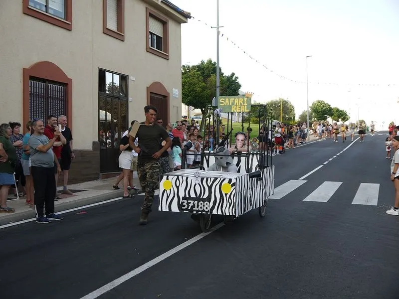 Carrera de Autos Locos en Carbajosa