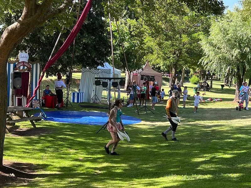 Circus Feria en Carbajosa de la Sagrada