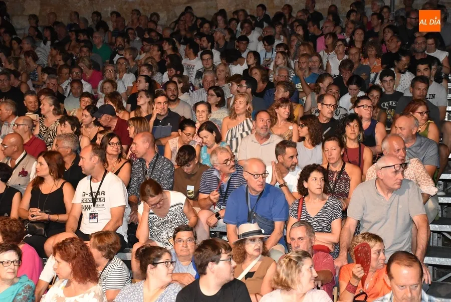 Foto 4 - Aplaudid&iacute;simo remate del Jueves con la exhibici&oacute;n de personajes de &lsquo;Hoy no estrenamos&rsquo;