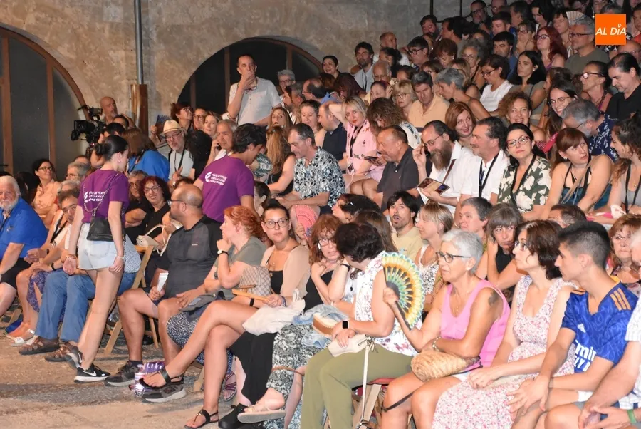 Foto 7 - Aplaudid&iacute;simo remate del Jueves con la exhibici&oacute;n de personajes de &lsquo;Hoy no estrenamos&rsquo;