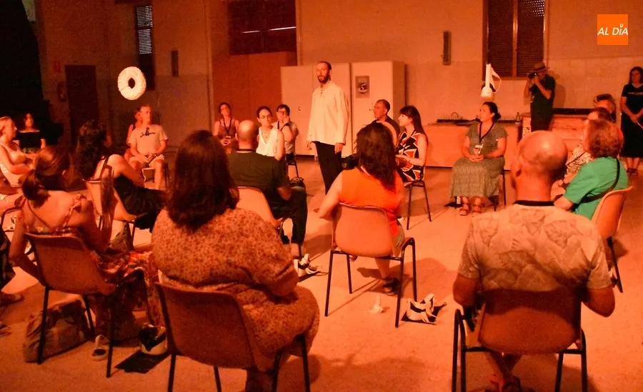 Foto 8 - Cervantes salta al futuro con gafas de realidad virtual incluidas