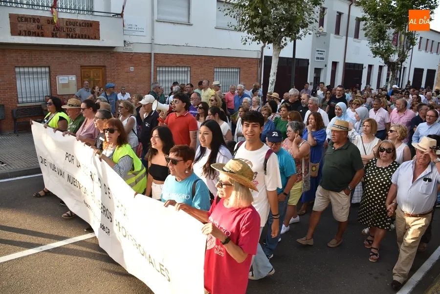 Foto 5 - Cerca de mil personas claman por el regreso de la Asociaci&oacute;n Humanitaria de Bomberos Voluntarios