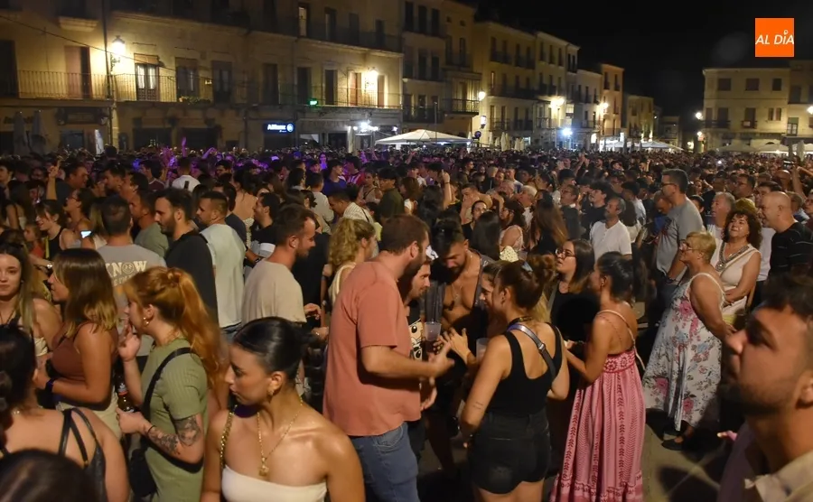 Foto 7 - Clan Zero cierra el c&iacute;rculo del Martes Mayor con un fant&aacute;stico ambiente