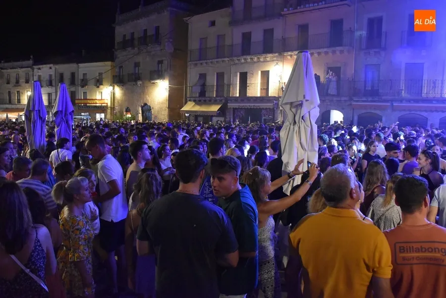 Foto 8 - Clan Zero cierra el c&iacute;rculo del Martes Mayor con un fant&aacute;stico ambiente