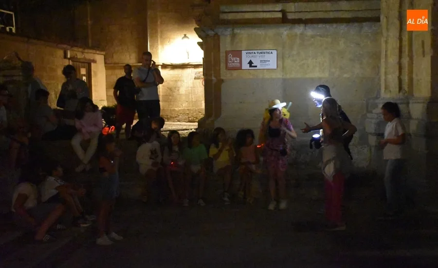 Foto 3 - Divertido y singular acercamiento de Siega Verde a Ciudad Rodrigo a trav&eacute;s del teatro