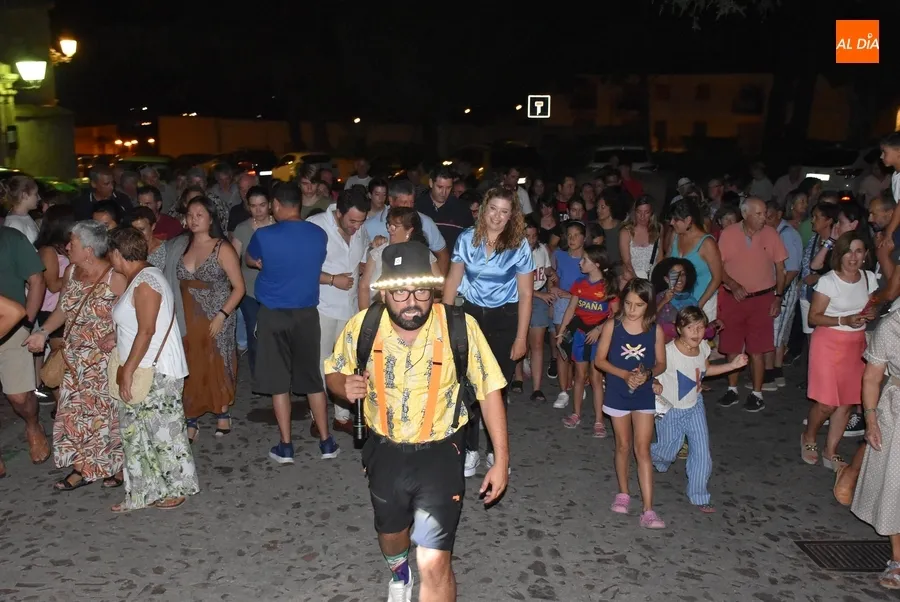 Foto 9 - Popy Vegas y Sergio Olvidado se acercan de nuevo a Siega Verde sin salir del centro de Ciudad Rodrigo