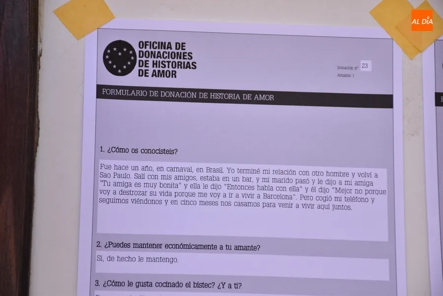 Foto 6 - Abierta la &lsquo;Oficina de Donaciones de Historias de Amor&rsquo; en los soportales de la Casa Consistorial
