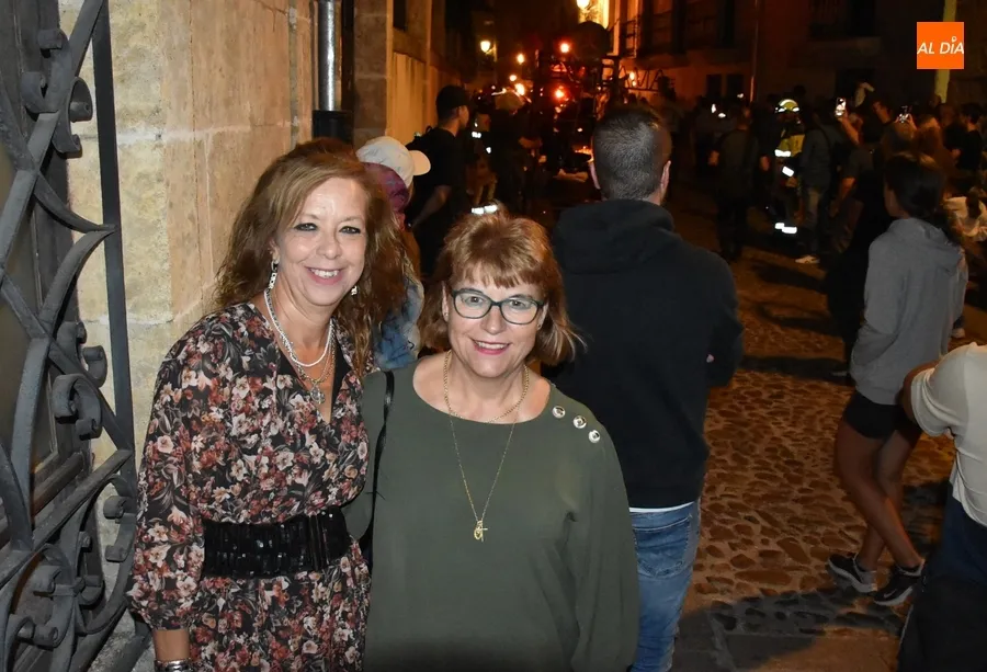 Foto 4 - Las Criaturas del Fuego acuden a la llamada de Dark Flama en el &uacute;ltimo evento callejero